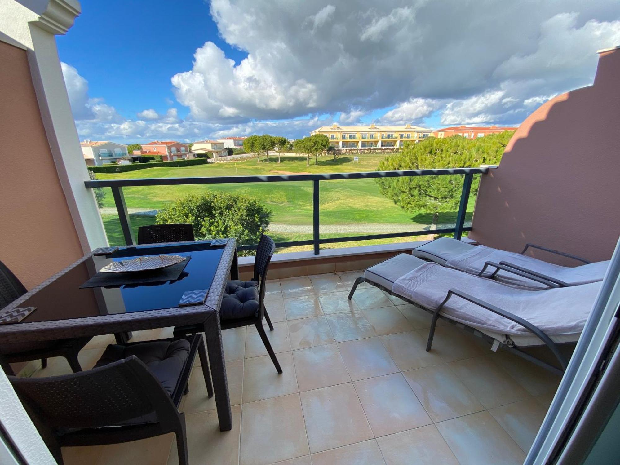 Apartment Beautiful 2 Bed Townhouse On Boavista Golf Course *