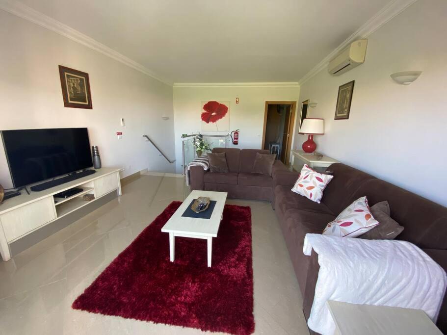 Apartment Beautiful 2 Bed Townhouse On Boavista Golf Course