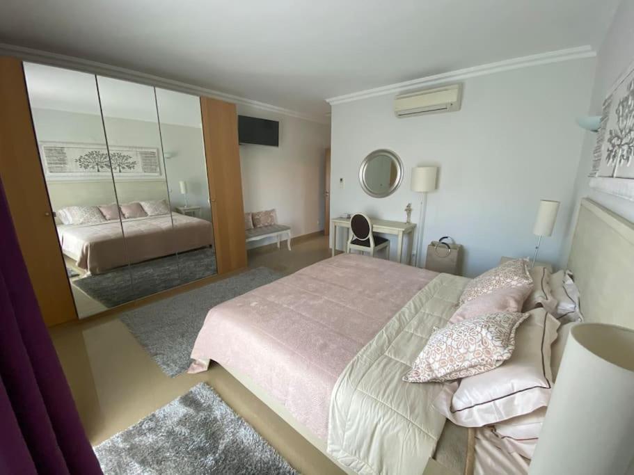 Beautiful 2 Bed Townhouse On Boavista Golf Course