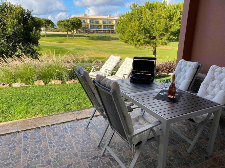 Apartment Beautiful 2 Bed Townhouse On Boavista Golf Course *